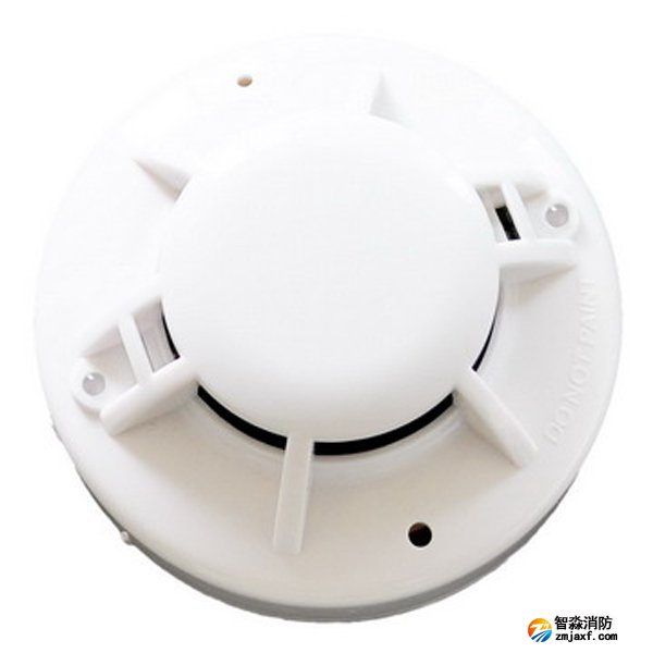 鎧衛(wèi)多線型感煙火災(zāi)探測器清洗YT102